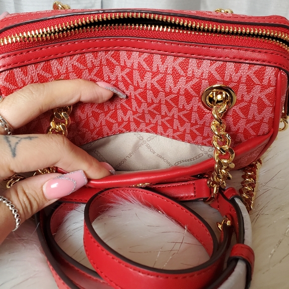 MICHAEL KORS red blaire XS crossbody bag - Picture 4 of 5